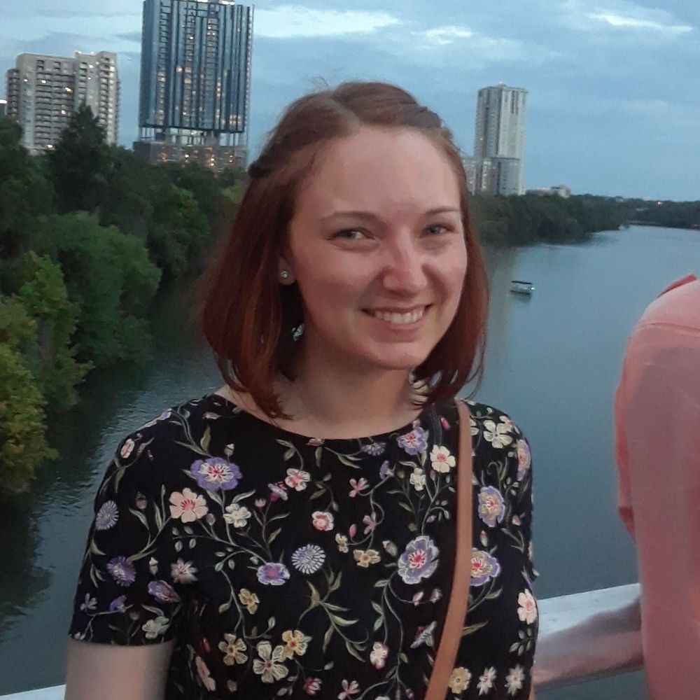 Meet your Posher, Caitlin